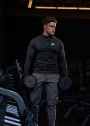 The Signature Longsleeve 1/4 Zipper Black