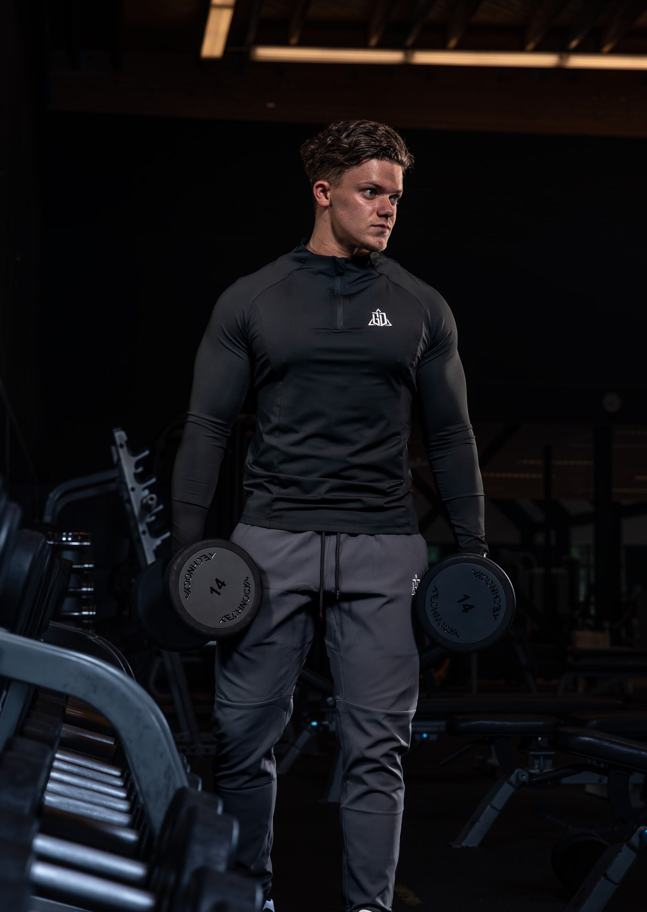 The Signature Longsleeve 1/4 Zipper Black